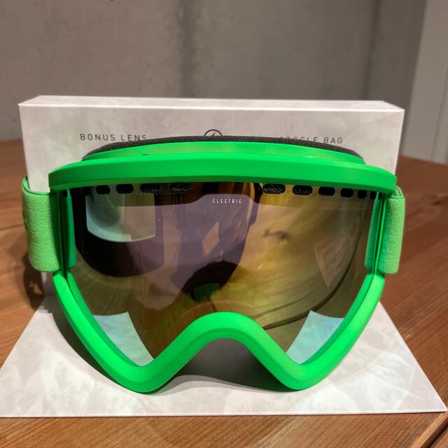 Oakley(オークリー)のエレクトリック　EGV スポーツ/アウトドアのスノーボード(アクセサリー)の商品写真