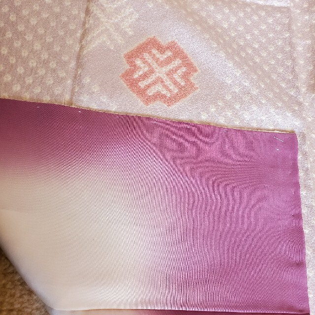 豪華総絞り 着物 小紋 藤色ピンクの通販 by けいいけいけ's shop 豪華総絞り 着物 小紋 藤色ピンクの通販 by けいいけいけ's shop