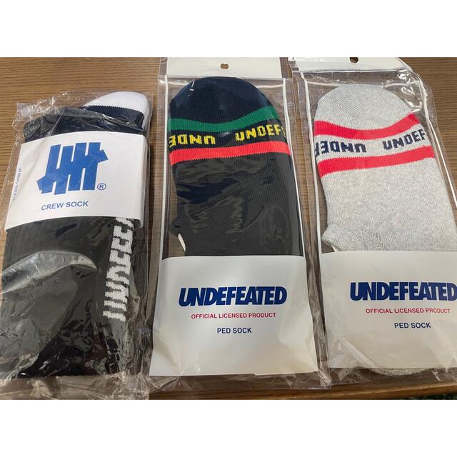 undefeated 靴下3枚組 メンズのレッグウェア(ソックス)の商品写真