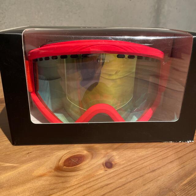 Oakley(オークリー)のエレクトリック　EGV red スポーツ/アウトドアのスノーボード(アクセサリー)の商品写真