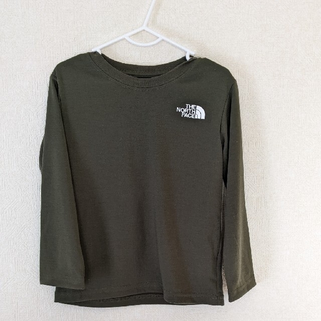 THE NORTH FACE(ザノースフェイス)のTHE NORTH FACE　ロゴロンT 110 キッズ/ベビー/マタニティのキッズ服男の子用(90cm~)(Tシャツ/カットソー)の商品写真