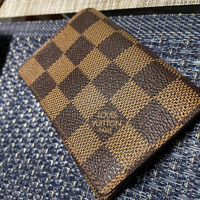 Louis Vuitton　カードケース