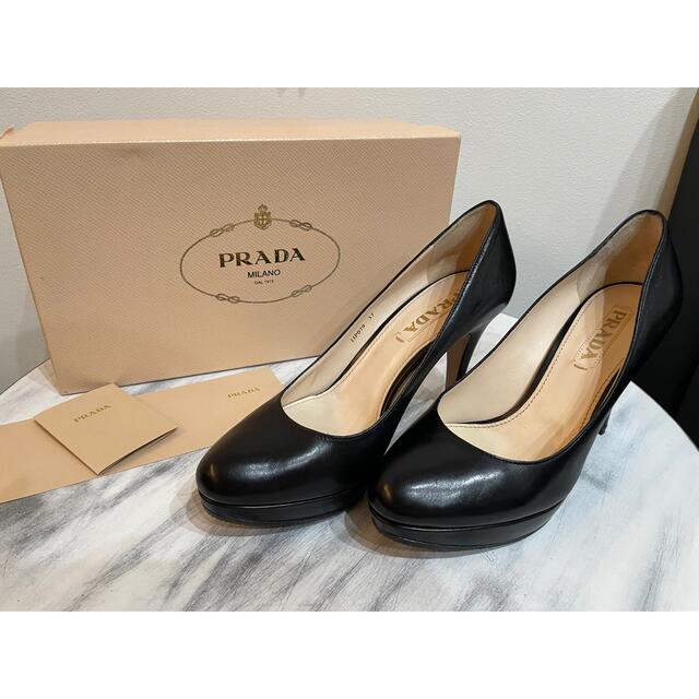 PRADA パンプス　黒　皮