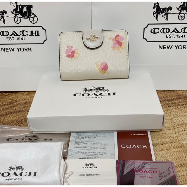 カテゴリ COACH 新品正規品の通販 by 林's shop｜コーチならラクマ - コーチ ミニ財布 ☿ください