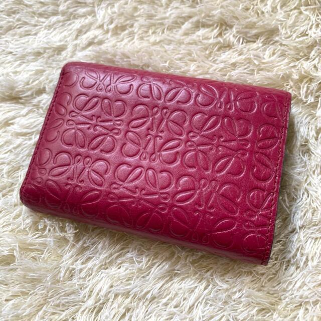 美品】LOEWE ロエベ 三つ折り財布 アナグラム 型押し レッドチェリー
