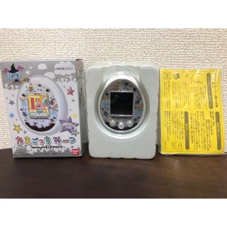 たまごっちみーつ マジカル ホワイト tamagotchi たまごっち バンダイ