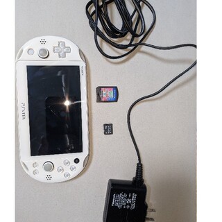 ソニー(SONY)のPS Vita PCH-2000　シレンV付き　ジャンク(携帯用ゲーム機本体)