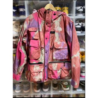 シュプリーム(Supreme)のSupreme The North Face Cargo Jacket Pink(マウンテンパーカー)