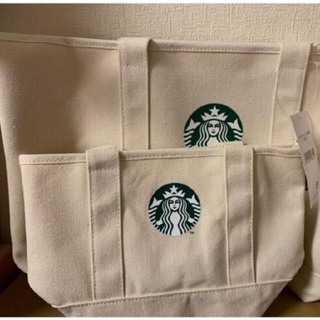 Starbucks Coffee(スターバックスコーヒー)のスタバ トートバッグ セット 福袋2022 チケットの優待券/割引券(フード/ドリンク券)の商品写真