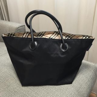 バーバリー(BURBERRY)の【抹茶アイス様】バーバリーブルーレーベル ナイロントート 黒×ベージュチェック(トートバッグ)