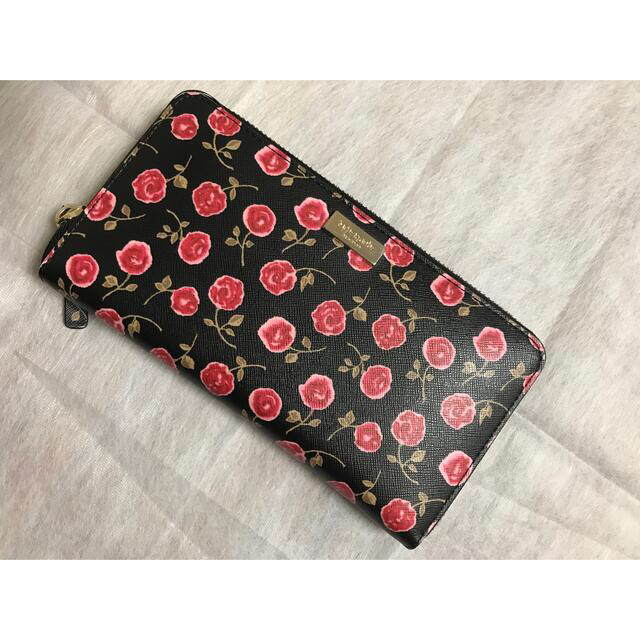 kate spade new york(ケイトスペードニューヨーク)の【ピコ様専用】正規品 ケイトスペード 花柄 長財布 レディースのファッション小物(財布)の商品写真