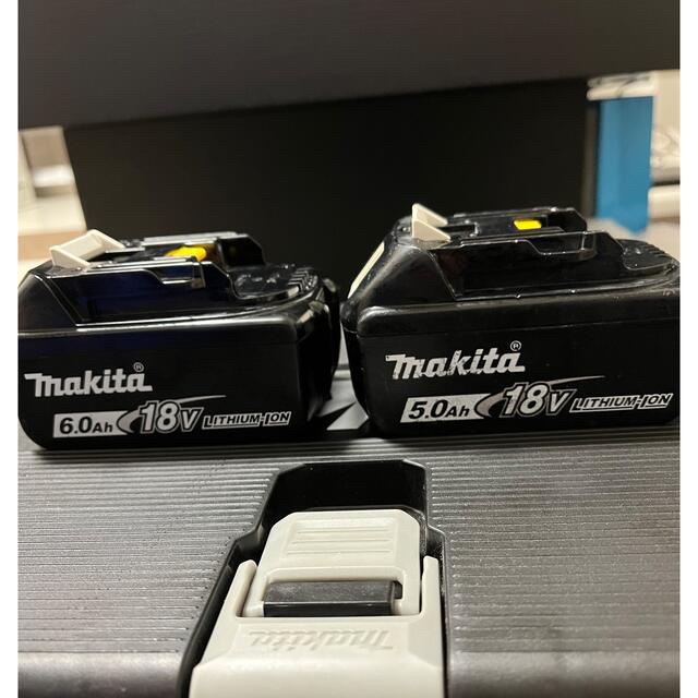 makita マキタ 純正バッテリー 18v 美品