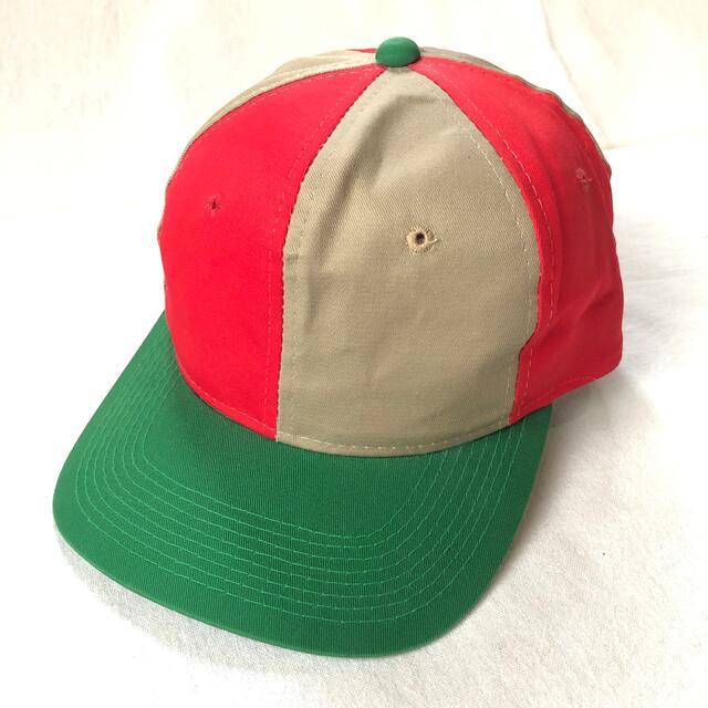 ART VINTAGE(アートヴィンテージ)の90s YOUNGAN HAT 3トーン 無地キャップ cap デッドストック メンズの帽子(キャップ)の商品写真