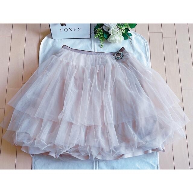 FOXEY(フォクシー)のFOXEY  tutu prima スカート 40 極美品　Rene レディースのスカート(ひざ丈スカート)の商品写真