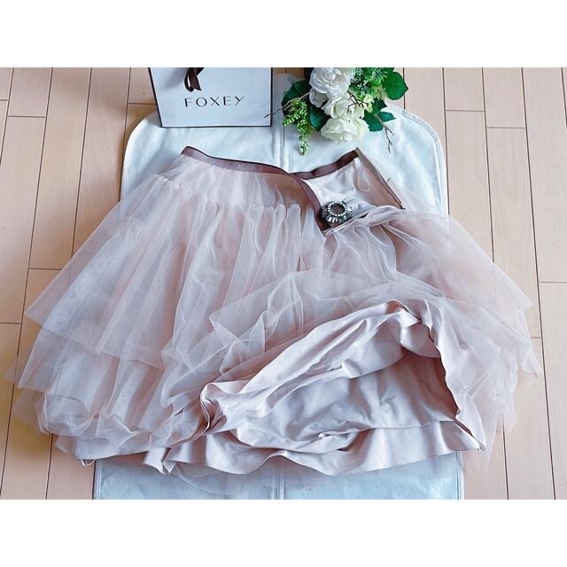 FOXEY(フォクシー)のFOXEY  tutu prima スカート 40 極美品　Rene レディースのスカート(ひざ丈スカート)の商品写真