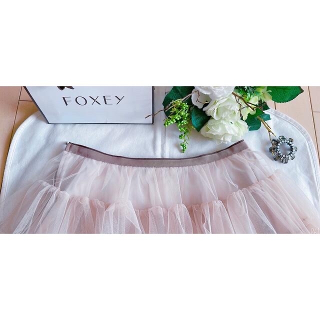 FOXEY(フォクシー)のFOXEY  tutu prima スカート 40 極美品　Rene レディースのスカート(ひざ丈スカート)の商品写真