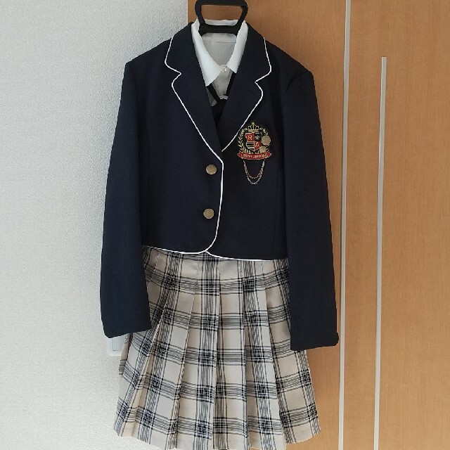 repipi armario(レピピアルマリオ)のレピピアルマリオ　卒服上下セット キッズ/ベビー/マタニティのキッズ服女の子用(90cm~)(ドレス/フォーマル)の商品写真