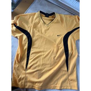 ナイキ(NIKE)のNIKE tシャツ(Tシャツ/カットソー(半袖/袖なし))