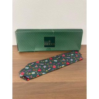 グッチ(Gucci)のオールドグッチ　GUCCI ネクタイ　勲章柄　良品(ネクタイ)