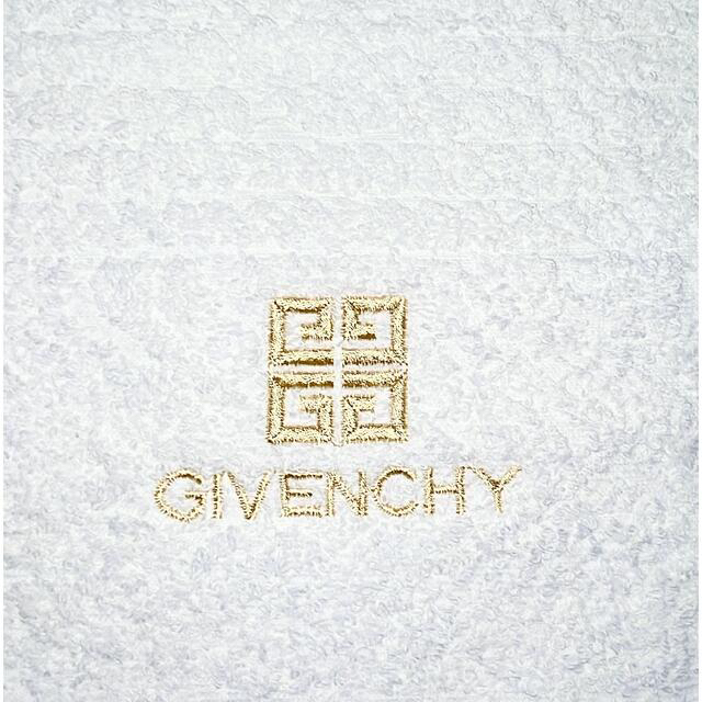 GIVENCHY(ジバンシィ)のジバンシー・フェイスタオル インテリア/住まい/日用品の日用品/生活雑貨/旅行(タオル/バス用品)の商品写真