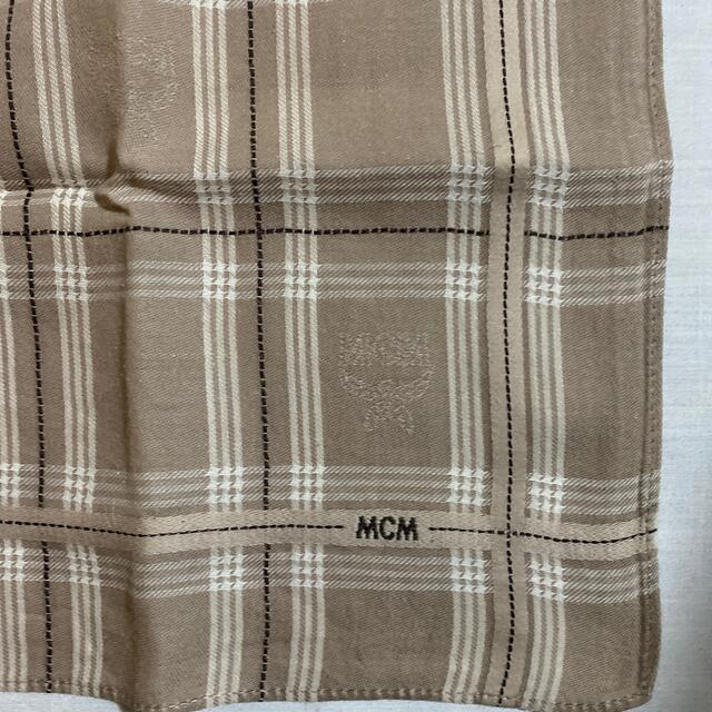 MCM(エムシーエム)のMCM ハンカチ　中古品　ブラウンチェック　#1504 メンズのファッション小物(ハンカチ/ポケットチーフ)の商品写真