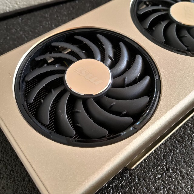 Radeon RX 5700 XT EVOKE OC | www.innoveering.net