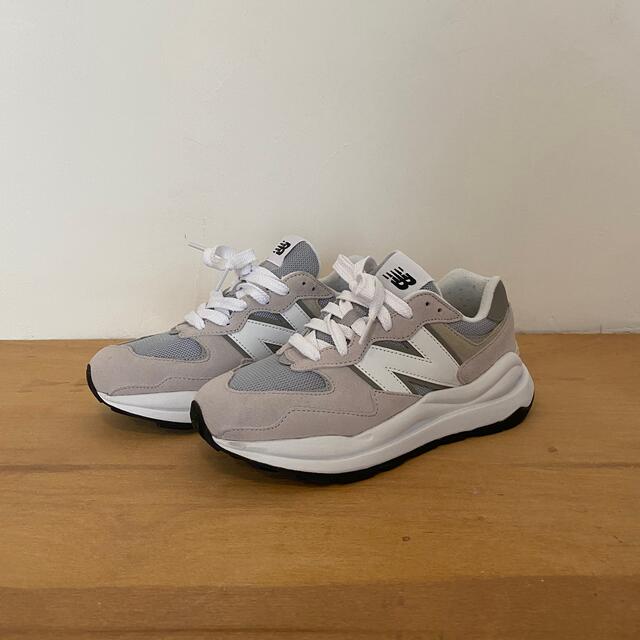 レディース美品　NEW BALANCE M5740 CA 24cm