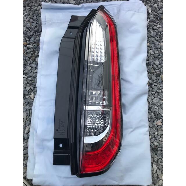 ★日産ルークス ハイウェイスター★右側 純正テールランプ LED★B44A★