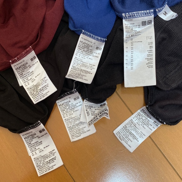 UNIQLO(ユニクロ)のユニクロ　　ヒートテックレディースM    used  7枚セット　専用です レディースの下着/アンダーウェア(アンダーシャツ/防寒インナー)の商品写真