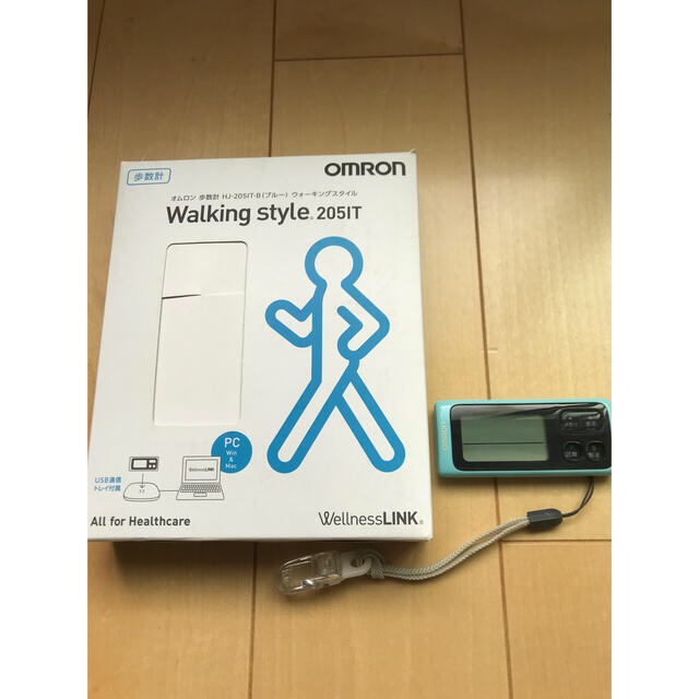 OMRON(オムロン)の【未使用】OMRON Walking Style 205IT 歩数計 スポーツ/アウトドアのトレーニング/エクササイズ(ウォーキング)の商品写真
