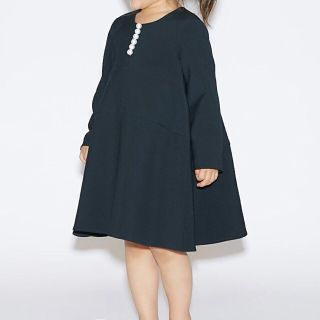 バーニーズニューヨーク(BARNEYS NEW YORK)の要コメント！ ヨーコチャン Long-sleeve Pearl Dress(ドレス/フォーマル)