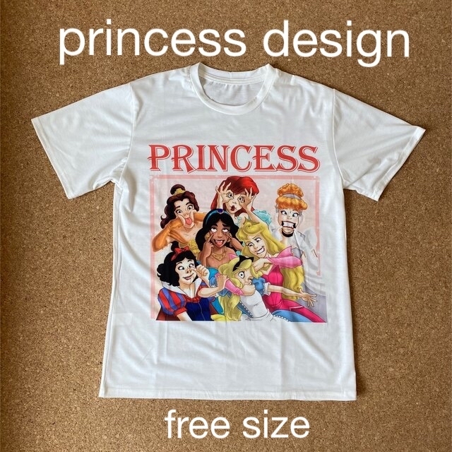 【Disney】ディズニープリンセス Tシャツ　変顔デザイン　フリーサイズ | フリマアプリ ラクマ