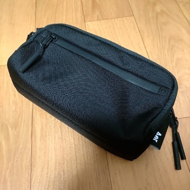 ★送料込！Aer Dopp Kit・マルチポーチ・黒・定価7,700円 メンズのバッグ(セカンドバッグ/クラッチバッグ)の商品写真