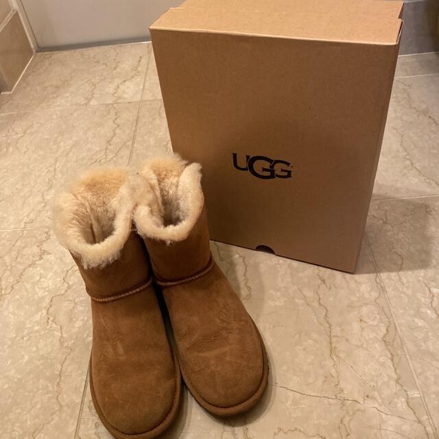 UGG アグ ムートン ショート ブーツ リボン