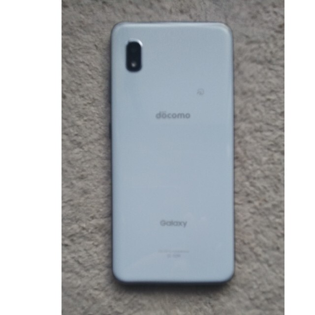 SAMSUNG(サムスン)のGalaxy A20 ホワイト android 11 スマホ/家電/カメラのスマートフォン/携帯電話(スマートフォン本体)の商品写真