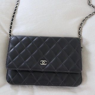 シャネル(CHANEL)の2/3まで専用 CHANELのチェーンウォレット(ウォレットチェーン)