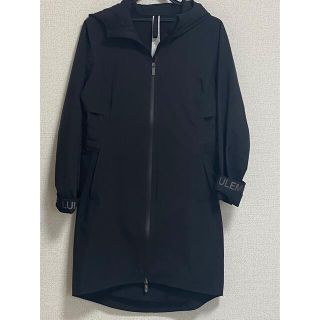 ルルレモン(lululemon)の[専用]ルルレモン  レインコート　黒色(レインコート)