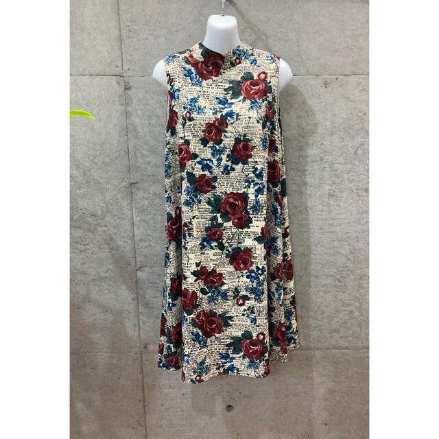 Lois CRAYON - バレンタイン応援プライス♡ ロイスクレヨンのベルベットローズワンピ❤️6000円