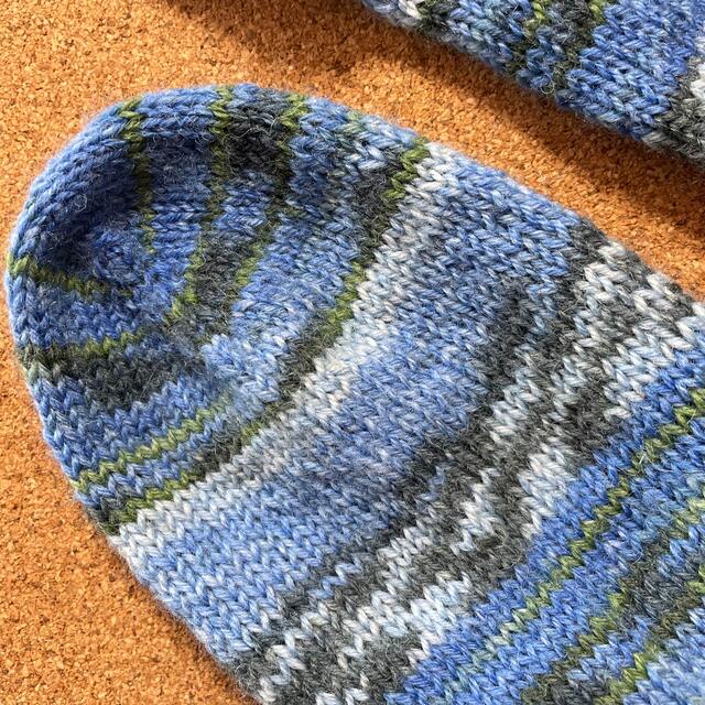 opal毛糸で編んだ手編み靴下② ハンドメイドのファッション小物(レッグウェア)の商品写真