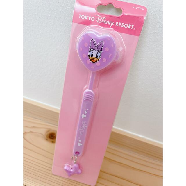 Disney(ディズニー)の【新品・未使用】ディズニーハブラシ（デイジー） コスメ/美容のオーラルケア(歯ブラシ/デンタルフロス)の商品写真