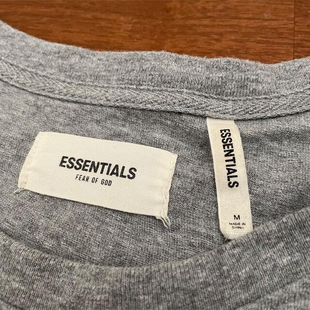 FEAR OF GOD(フィアオブゴッド)のFear Of God Essentials ロゴ T-Shirt M グレー メンズのトップス(Tシャツ/カットソー(半袖/袖なし))の商品写真