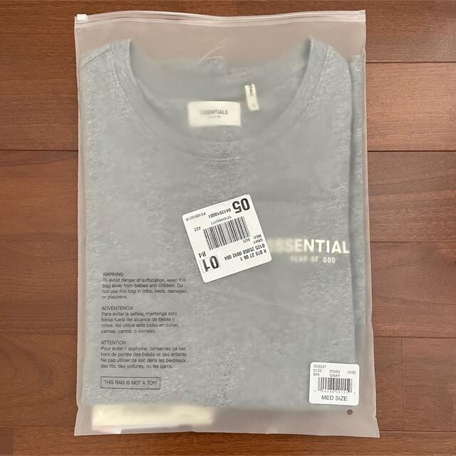 FEAR OF GOD(フィアオブゴッド)のFear Of God Essentials ロゴ T-Shirt M グレー メンズのトップス(Tシャツ/カットソー(半袖/袖なし))の商品写真