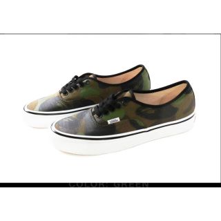 ヴァンズ(VANS)の【 BAPE X VANS 】1ST CAMO AUTHENTIC(スニーカー)