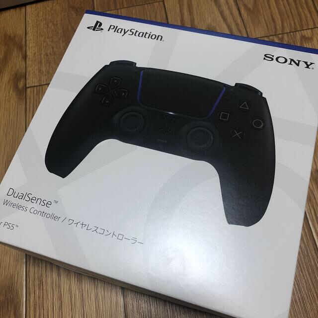 PlayStation(プレイステーション)のSONY PlayStation5 CFI-1100A01 エンタメ/ホビーのゲームソフト/ゲーム機本体(家庭用ゲーム機本体)の商品写真