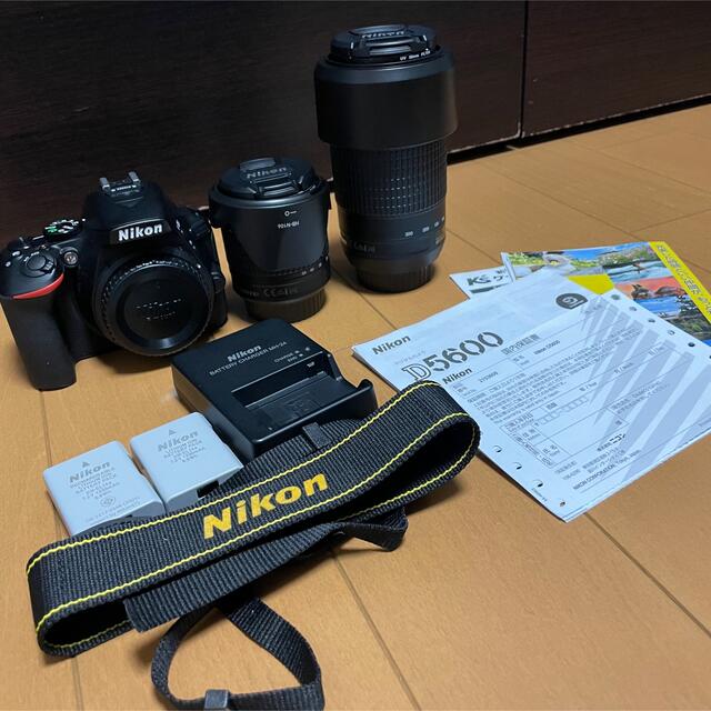 【美品】Nikon D5600 ダブルズームキットニコン