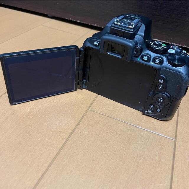 【美品】Nikon D5600 ダブルズームキット