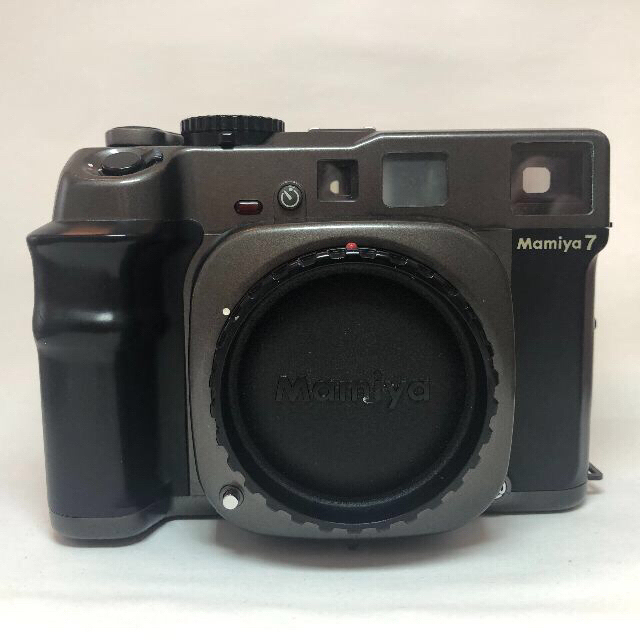 USTMamiya(マミヤ)のMamiya7 マミヤ７ N65mm N80mm N150mm フィルムカメラ スマホ/家電/カメラのカメラ(フィルムカメラ)の商品写真
