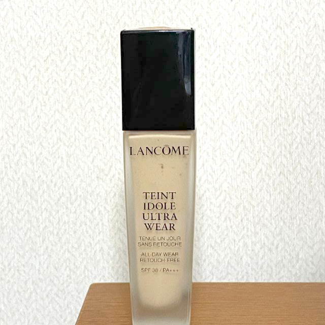 LANCOME(ランコム)のランコム タンイドル ウルトラ ウェア リキッド B-01 30ml コスメ/美容のベースメイク/化粧品(ファンデーション)の商品写真