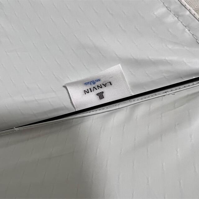 LANVIN(ランバン)のLANVIN ランバン 日傘 傘 オフホワイト 未使用 折り畳み フリル レディースのファッション小物(傘)の商品写真