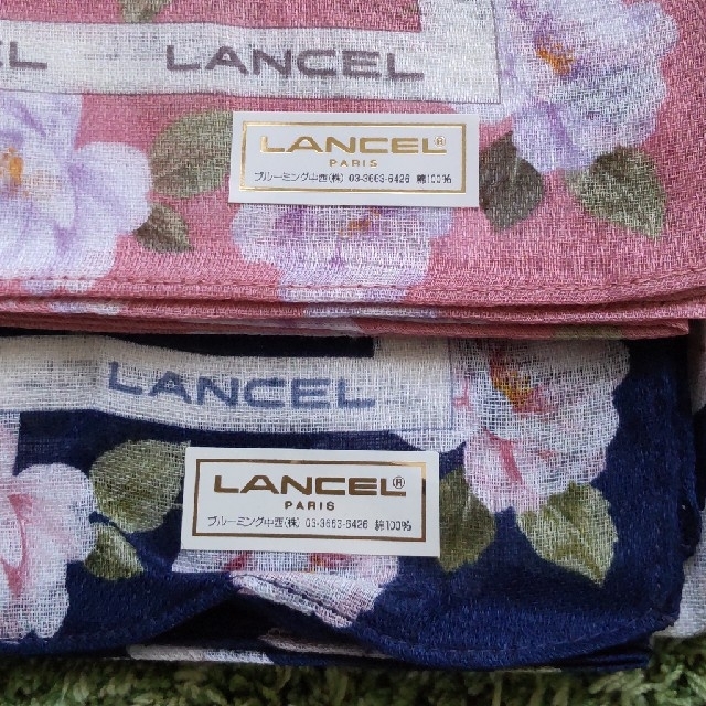 LANCEL(ランセル)の【タグ付き】ランセル ハンカチ 2枚 レディースのファッション小物(ハンカチ)の商品写真